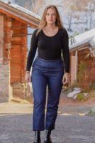 un joli style pour ce pantalon qui ne serre pas le ventre